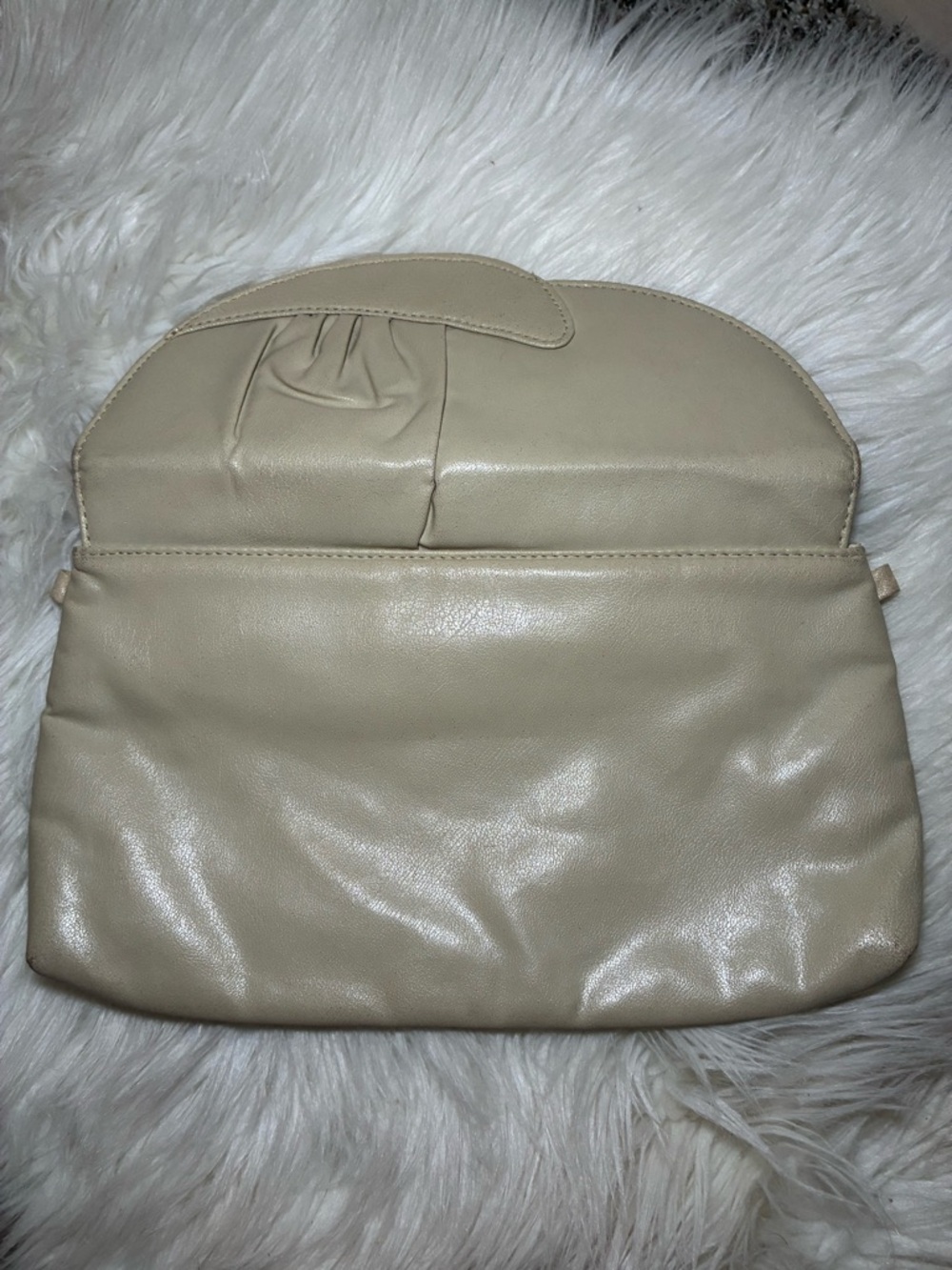 Classic Cream Leather Women’s Clutch